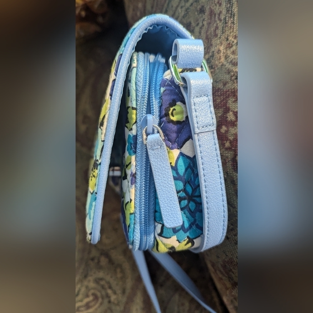 NWOT Vera Bradley Turn lock Crossbody - Picture 15 of 16